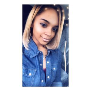 Meet your Posher, Bee